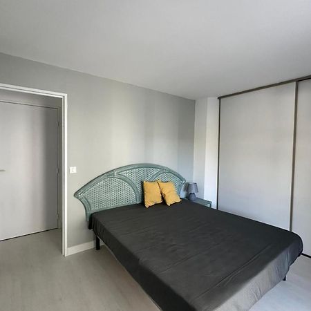 Spacieux Deux Pieces En Front De Mer Pour 4 Personnes Ref Plage 12 Saint-Raphael  Luaran gambar