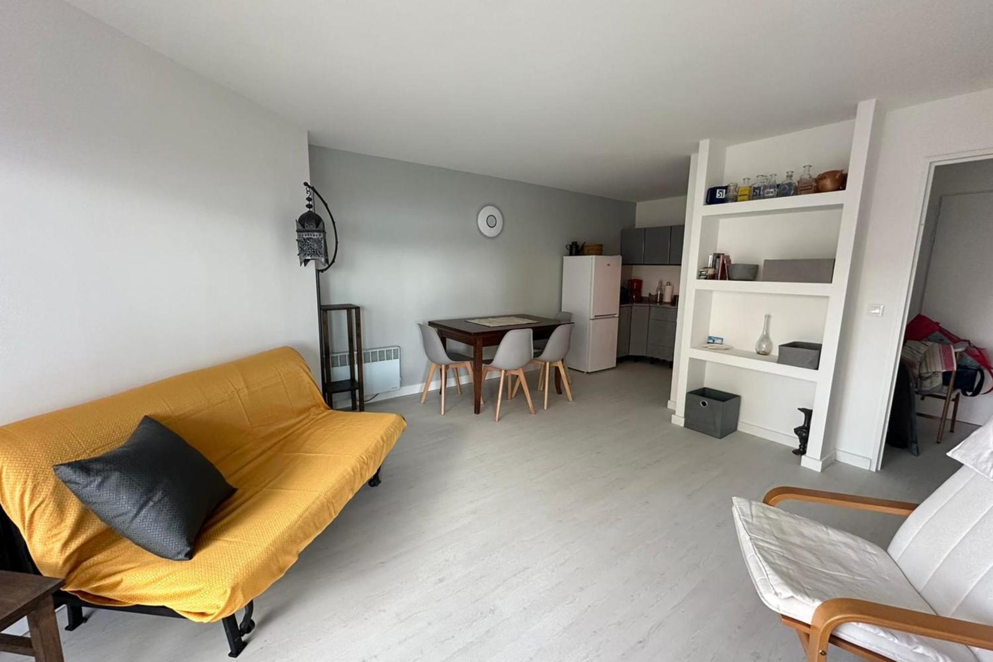 Spacieux Deux Pieces En Front De Mer Pour 4 Personnes Ref Plage 12 Saint-Raphael  Luaran gambar
